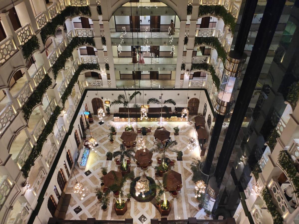 Hotel Grand Mehfil Amravati Exterior photo