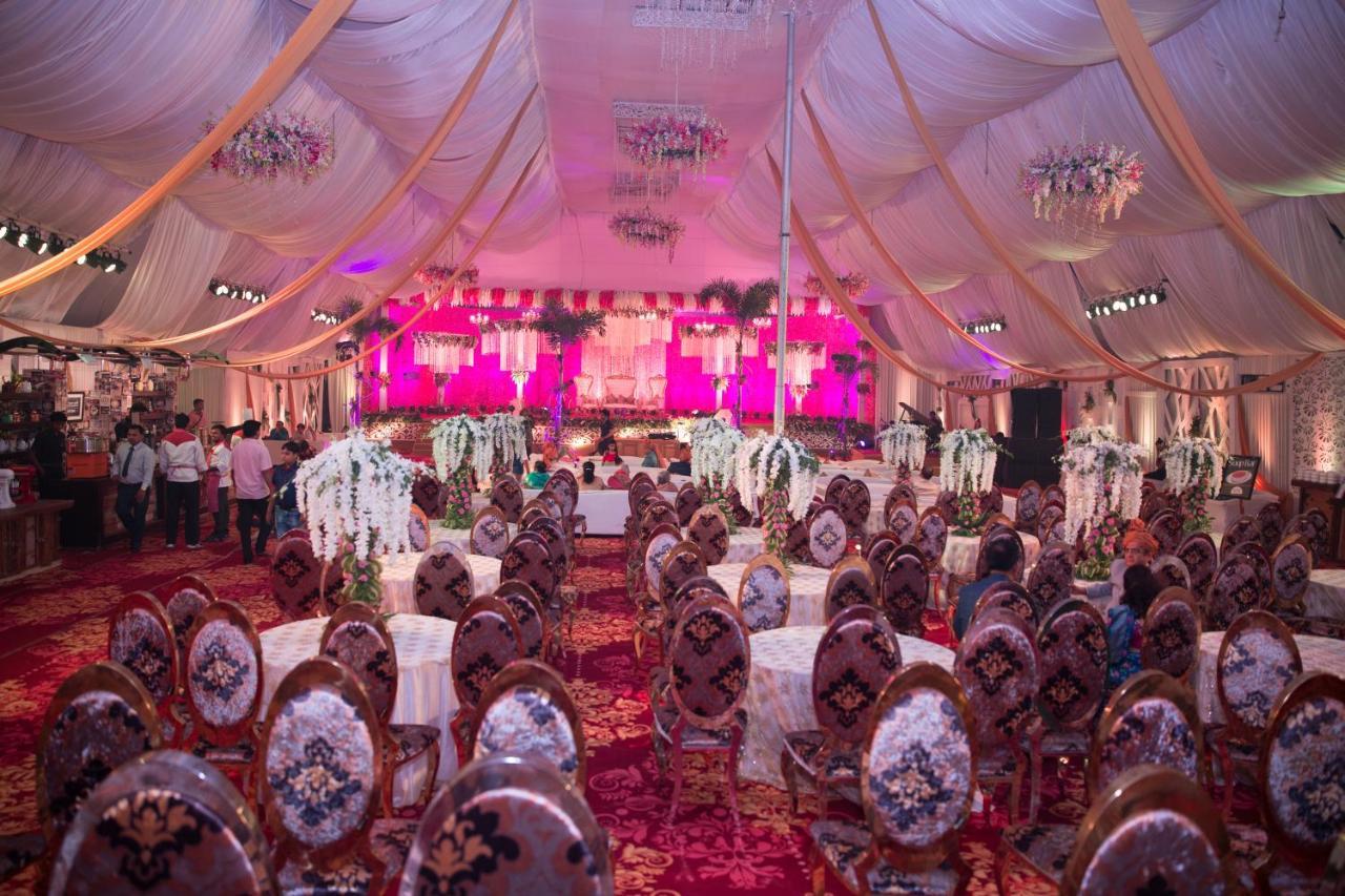 Hotel Grand Mehfil Amravati Exterior photo