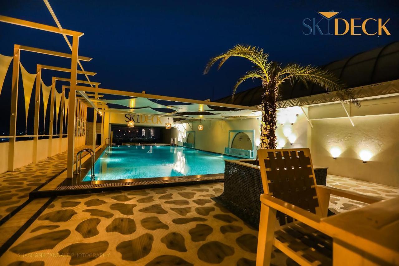 Hotel Grand Mehfil Amravati Exterior photo